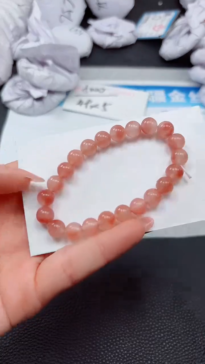 【闪购商品】石英质玉手镯未镶嵌桃8