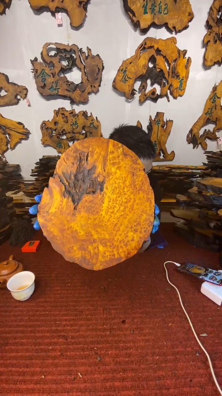 香杉木定制浮沉干泡台香杉树瘤树根料