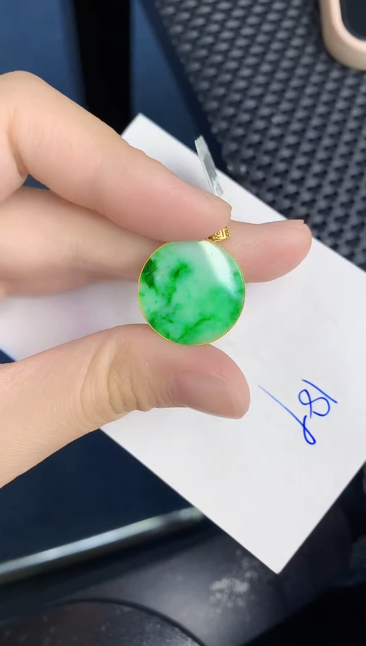 【闪购商品】翡翠颈饰18K金镶嵌000000000