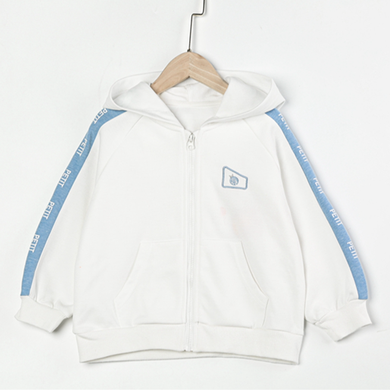 239【B0110】贝甜Petit Avril 专柜正品，三标齐全，卫衣K2BFC3217