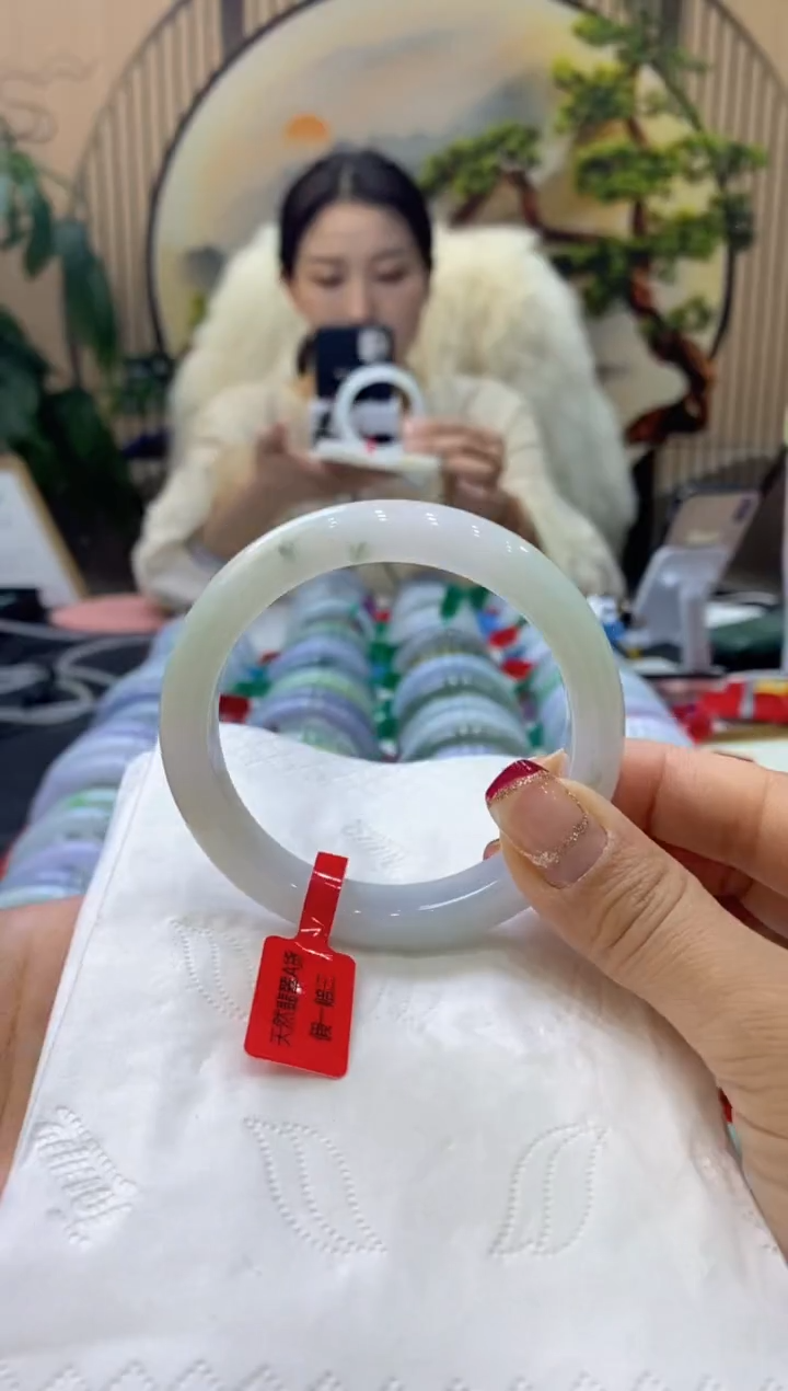 【闪购商品】翡翠手镯未镶嵌99903689