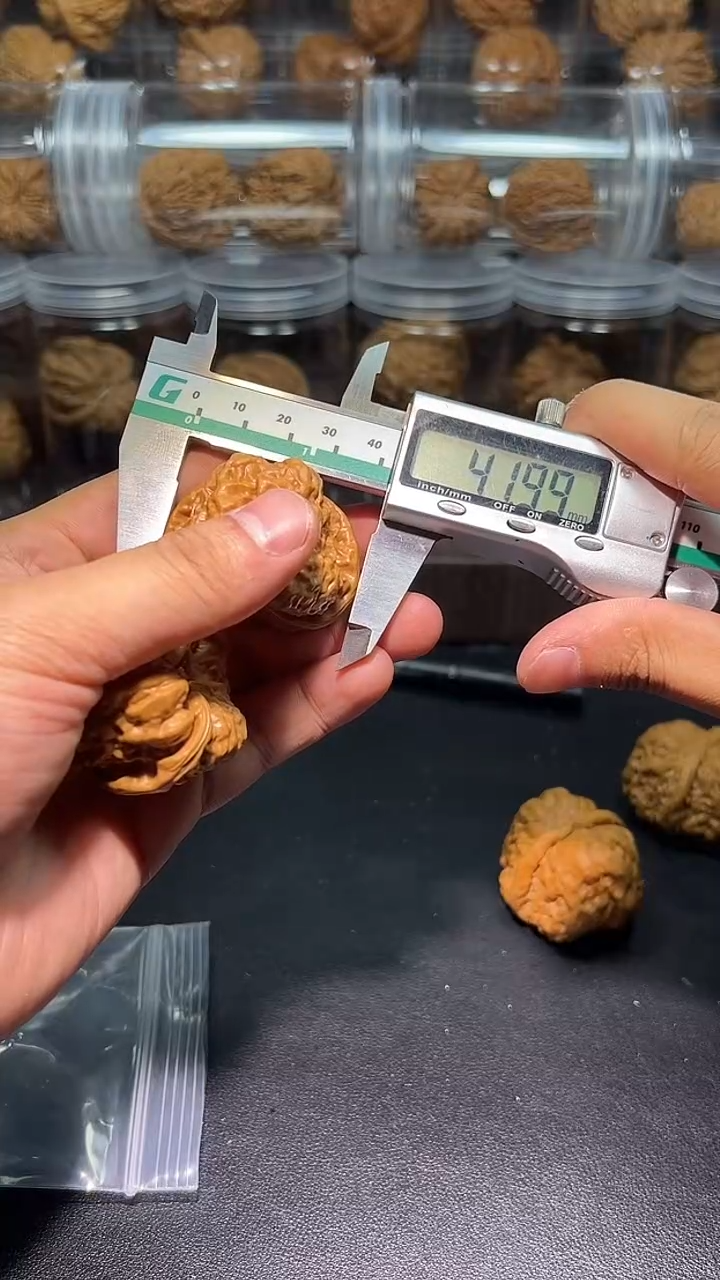 文玩核桃把件10大娃娃