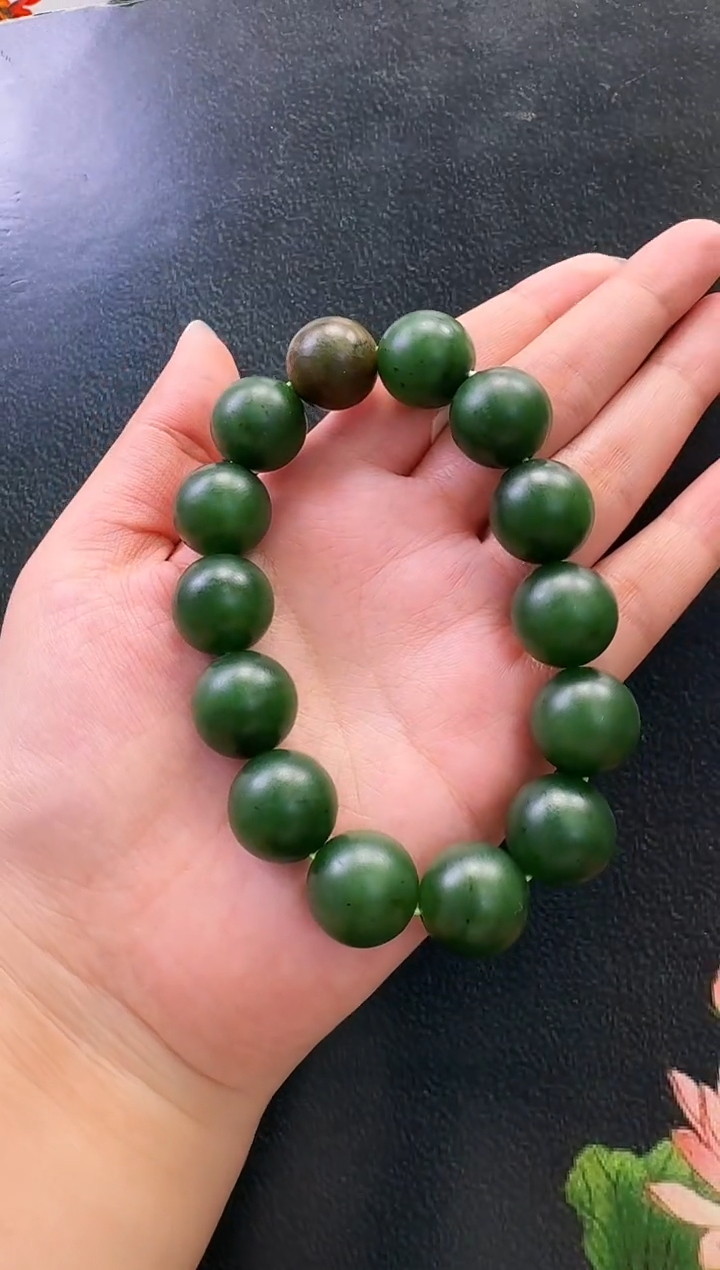 和田玉未镶嵌手串手串