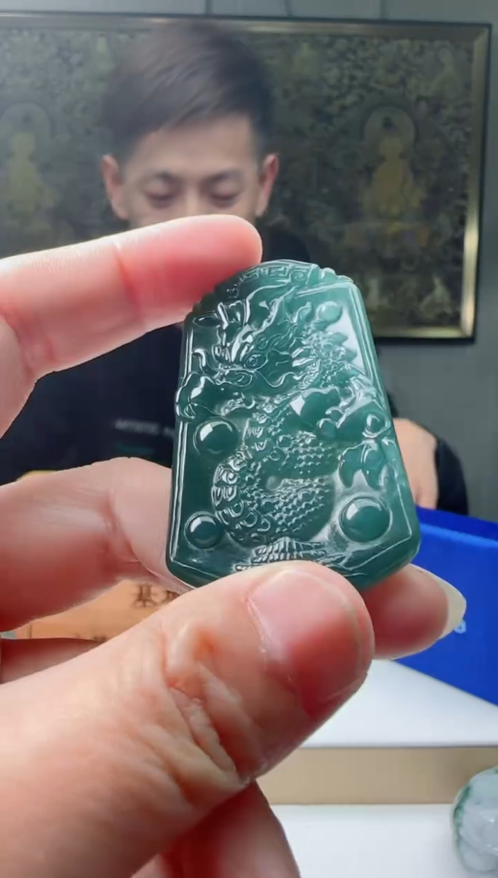 【闪购商品】翡翠颈饰未镶嵌多样性随机发其一