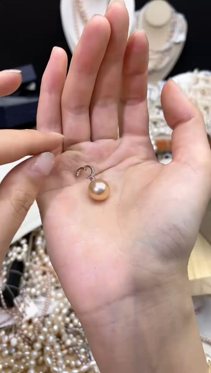 【闪购商品】淡水珍珠9银S925镶嵌强光*正圆吊坠