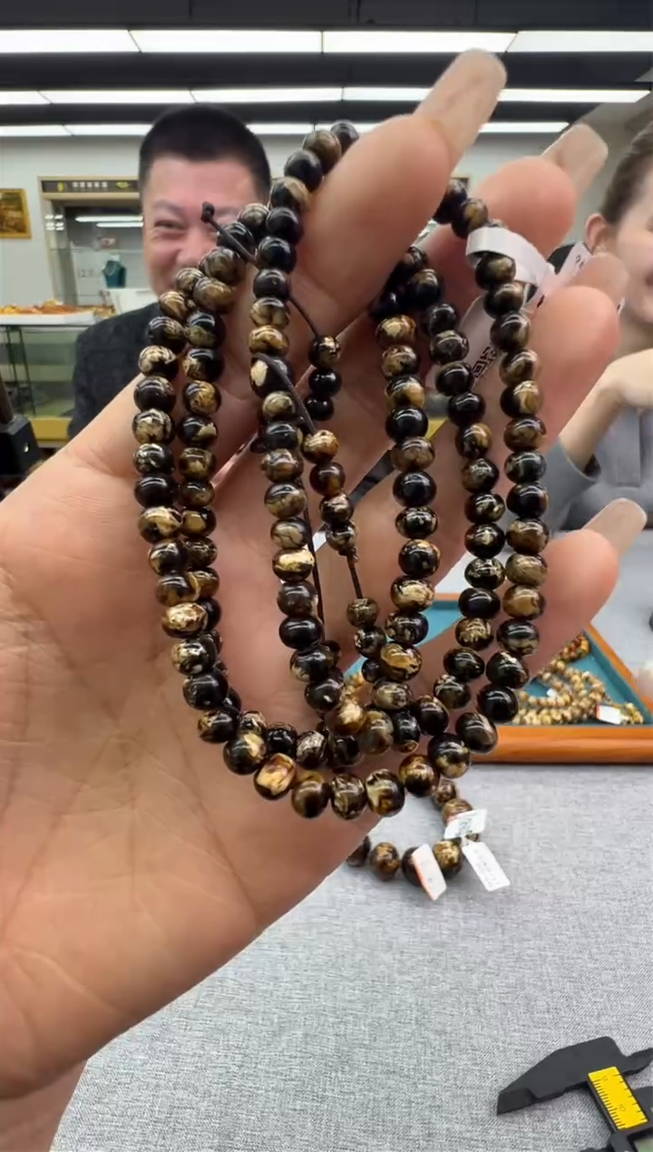 【闪购商品】琥珀颈饰未镶嵌596秒拍号