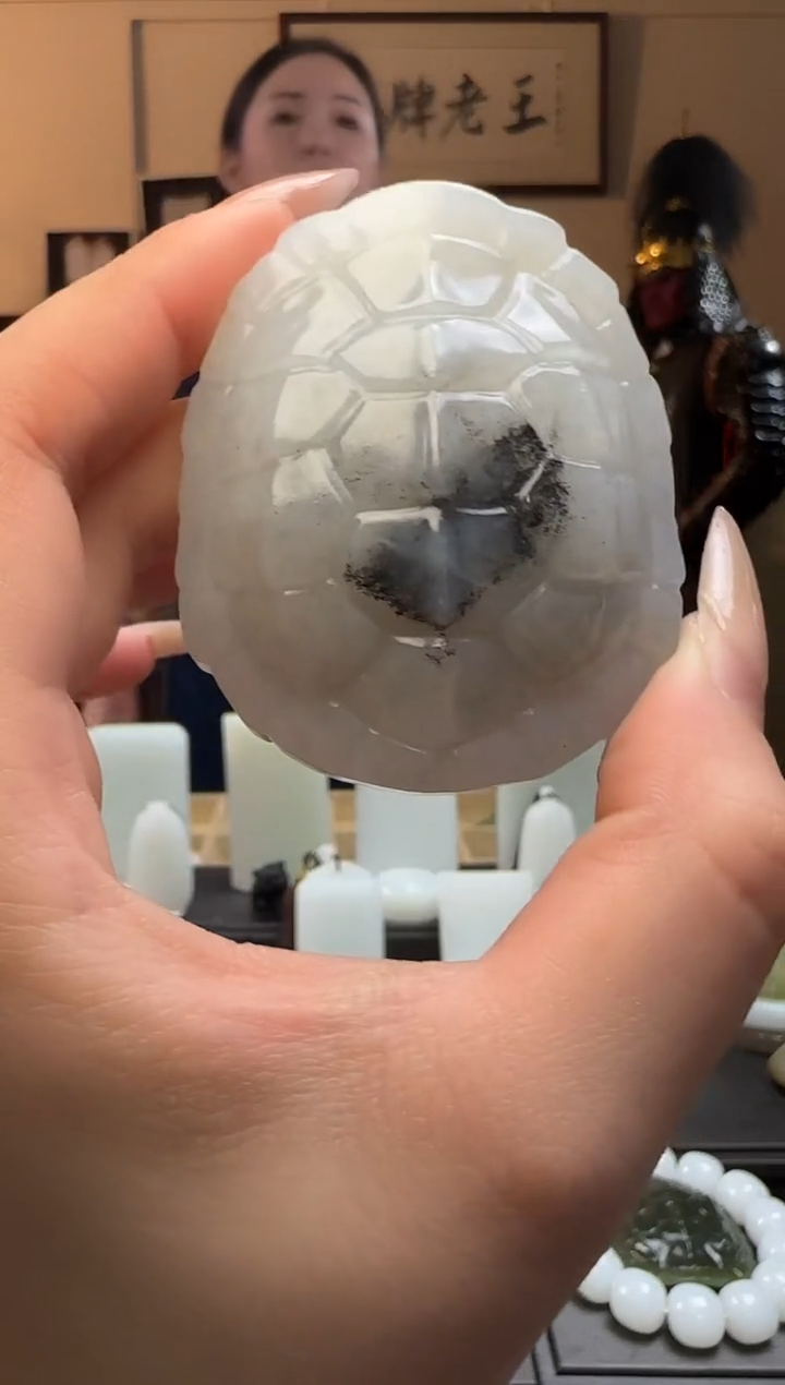 【闪购商品】和田玉青花富甲天下未镶嵌手把件