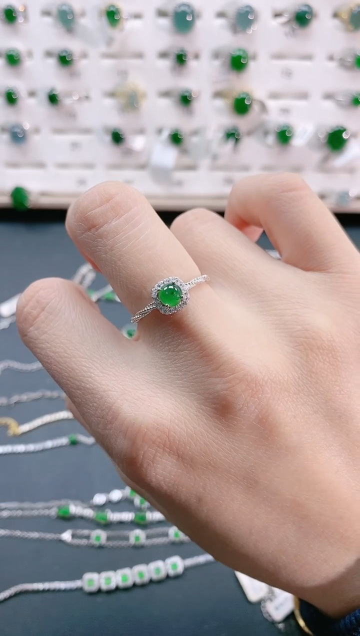 【闪购商品】翡翠戒指银S925镶嵌天然翡翠