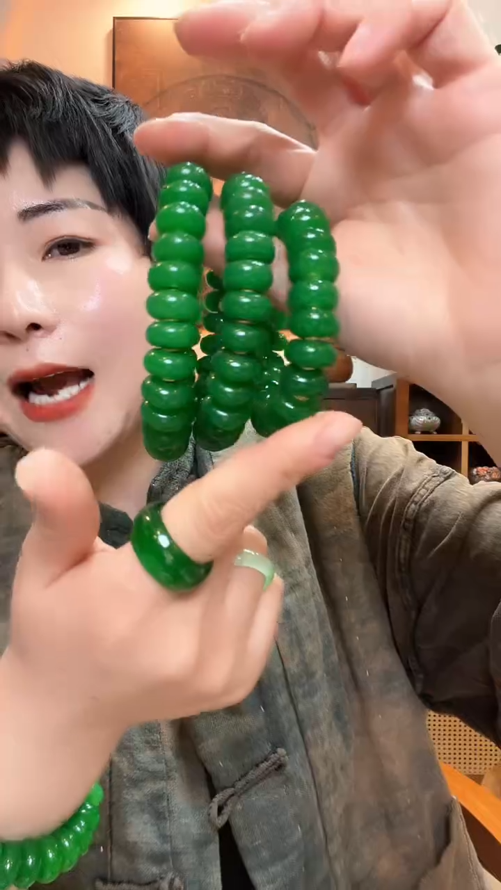 吊坠(赠链)未镶嵌翡翠774