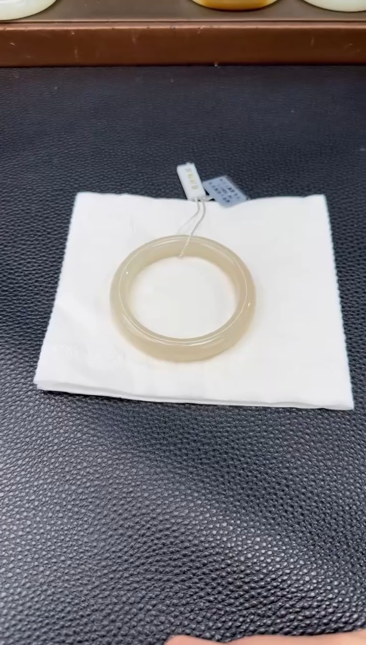 【闪购商品】和田玉.未镶嵌藕粉正装镯52-59