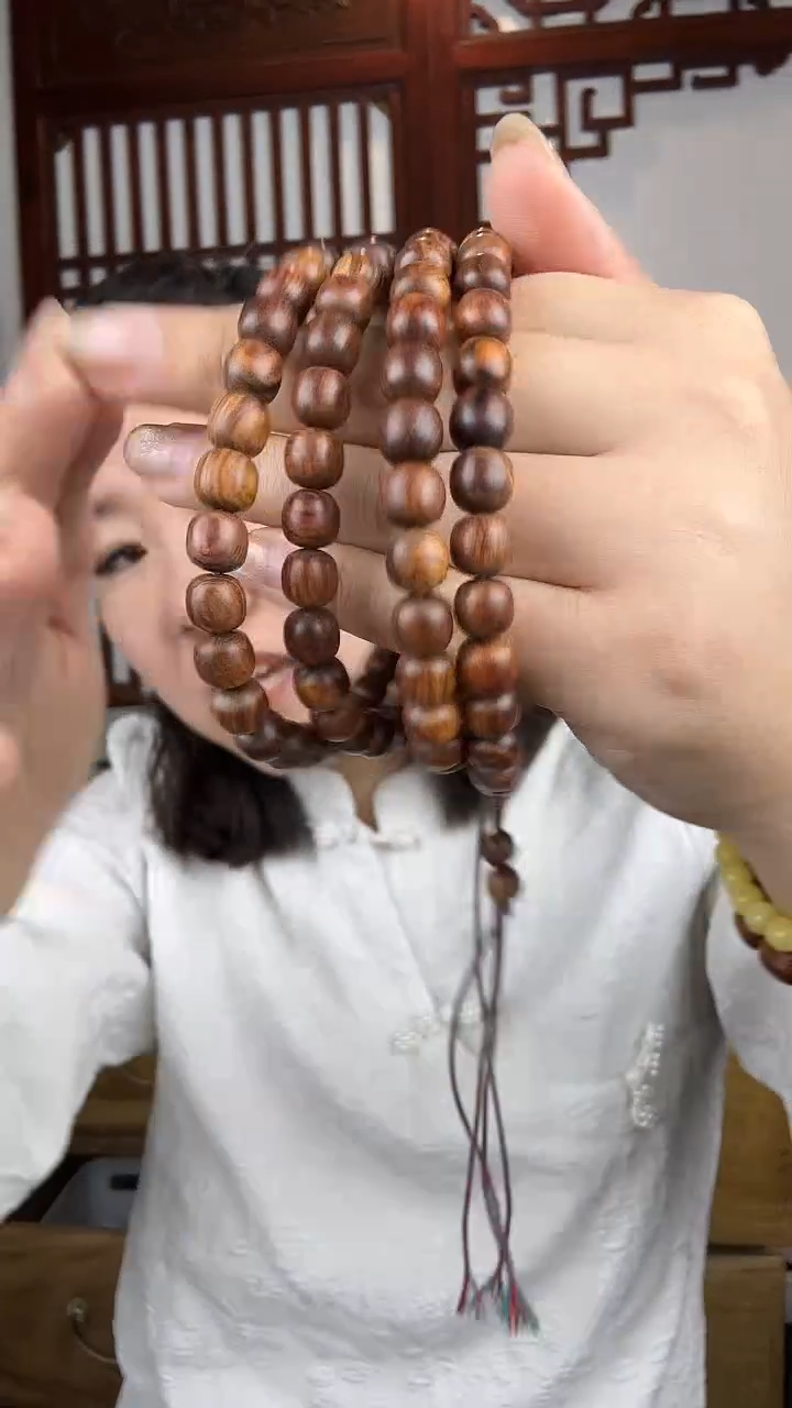 黄花梨/降香黄檀黄花梨卡0.8桶珠长串