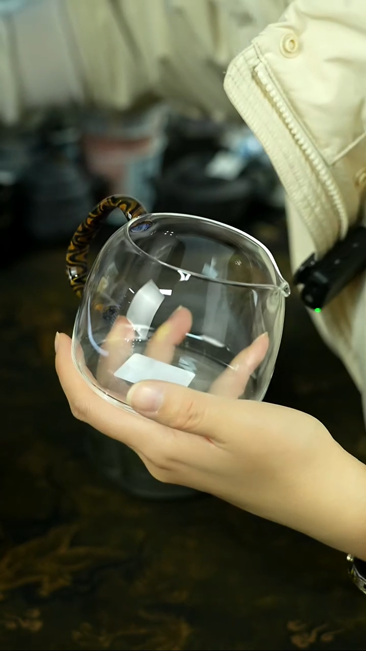 茶具还挺美，蹲下看看！