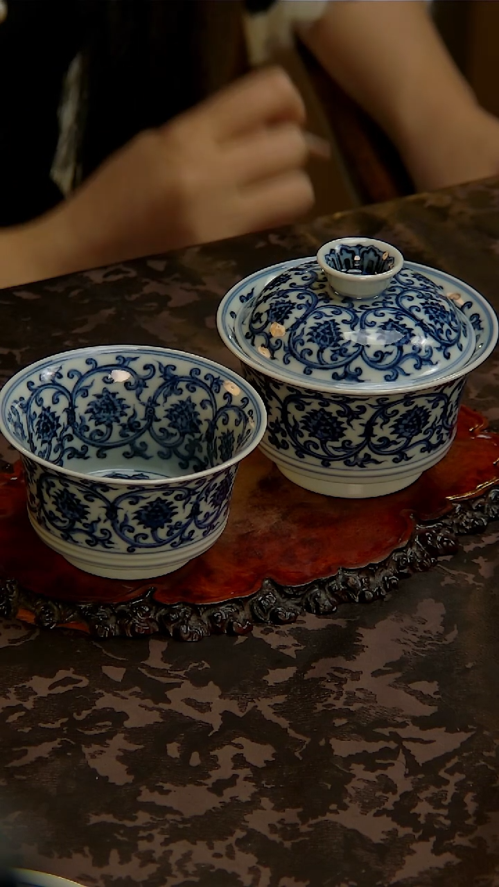 【闪购商品】青花手绘缠枝莲套组