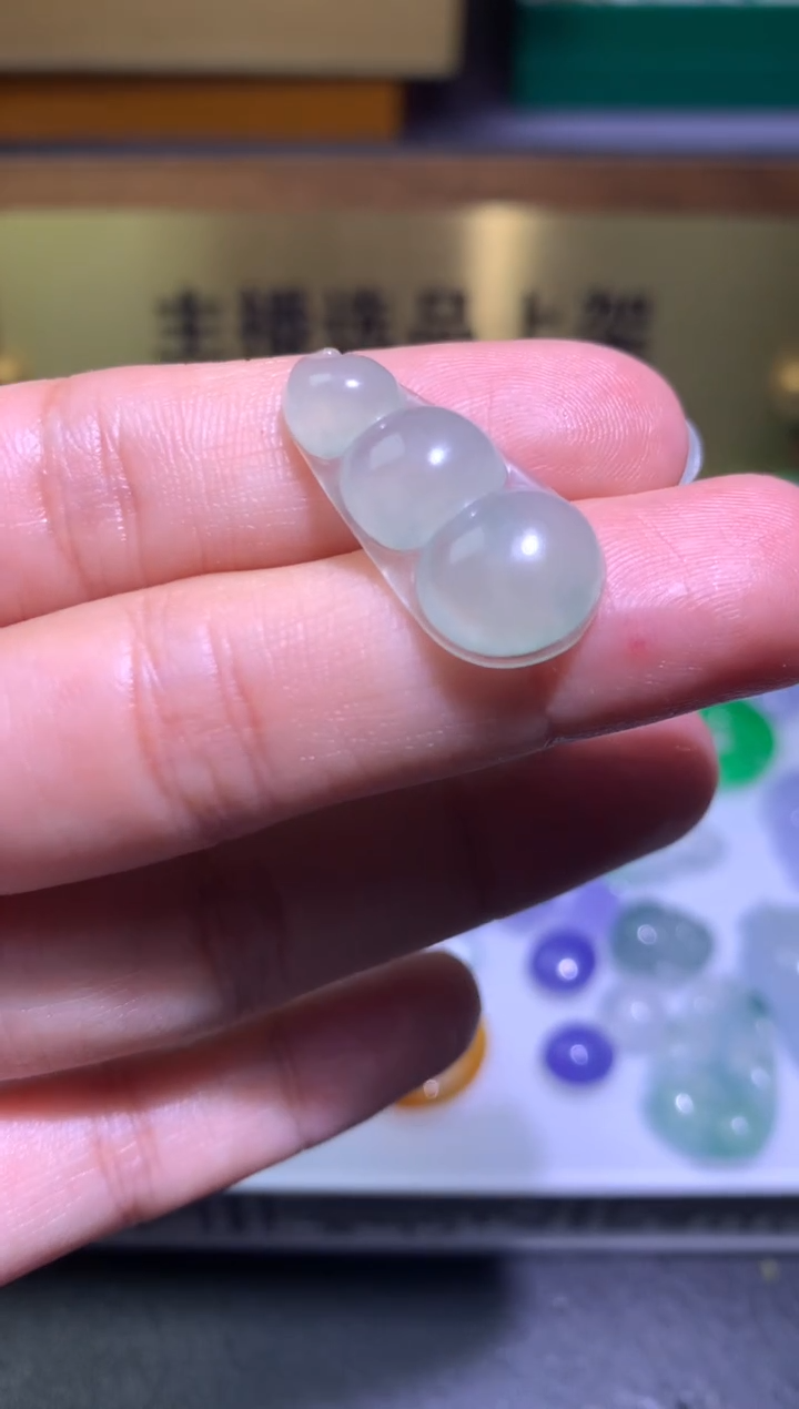 【闪购商品】定制翡翠未镶嵌毛货