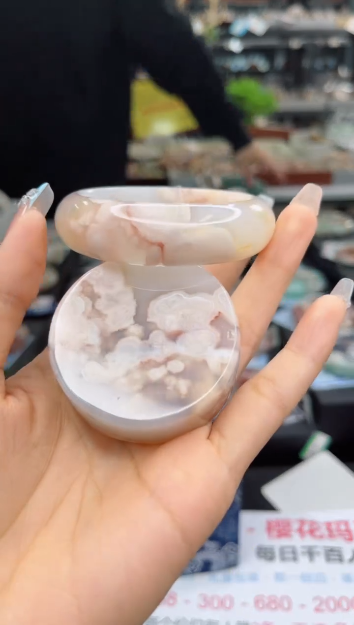 【闪购商品】石英质玉手镯未镶嵌53圈口（赠品镯心）1456020