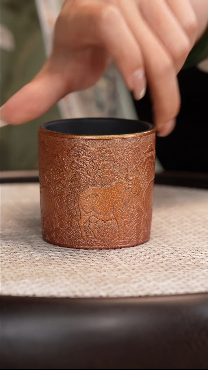 紫砂茶具贝壳烧五牛杯