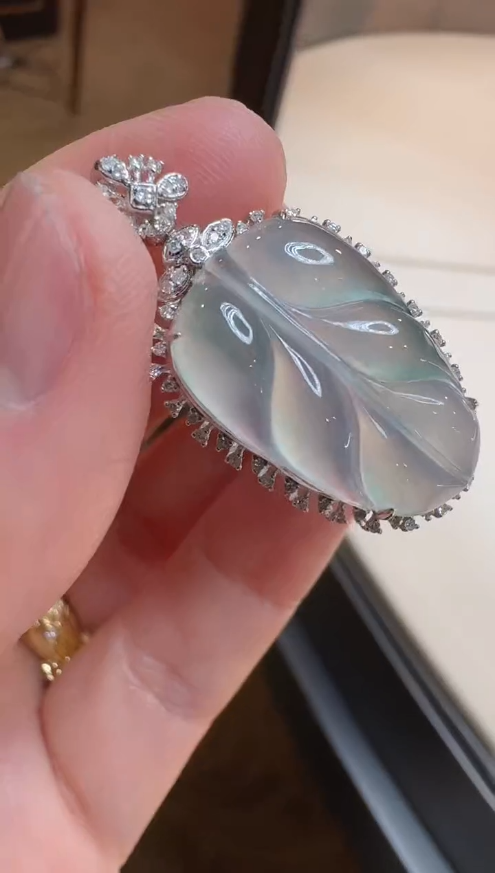 【闪购商品】翡翠吊坠(不含链)18K金镶嵌多样性团购发一件