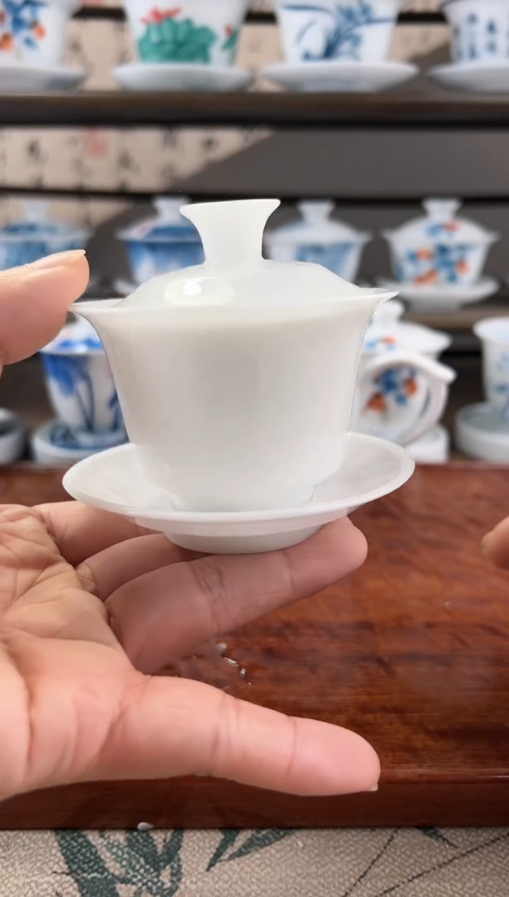 全品高冰纯白三才小马蹄盖碗