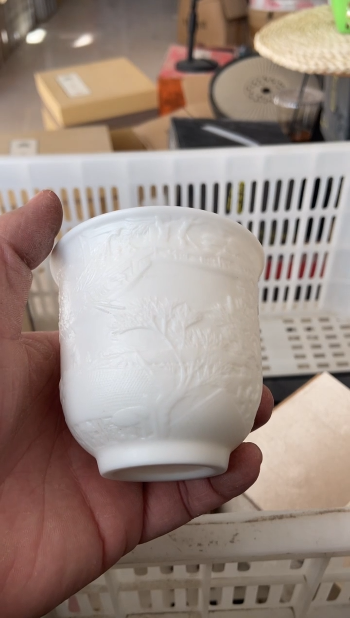 杯子瓷无运费险有瑕疵的摄影的产品有使用过的痕迹有点脏介意勿拍