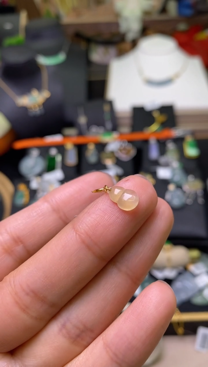 【闪购商品】翡翠颈饰18K金镶嵌净货16106