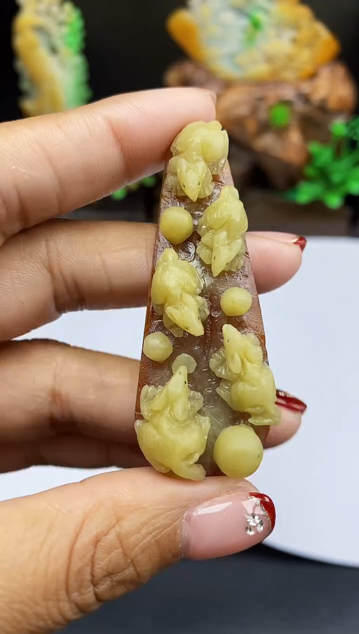 【闪购商品】翡翠颈饰未镶嵌翡翠A货