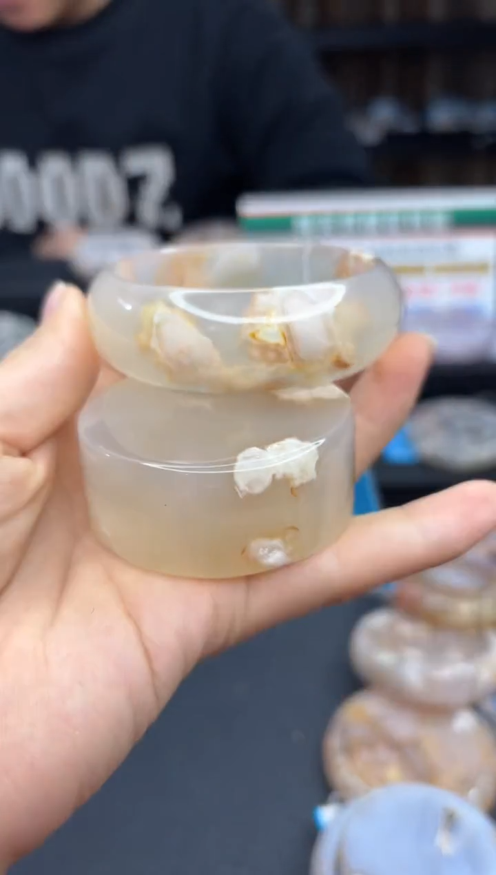 【闪购商品】石英质玉手镯未镶嵌706（55圈赠送镯心）