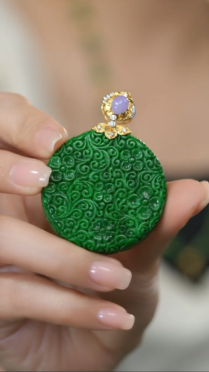 颈饰18K金镶嵌翡翠@HSG09121104@