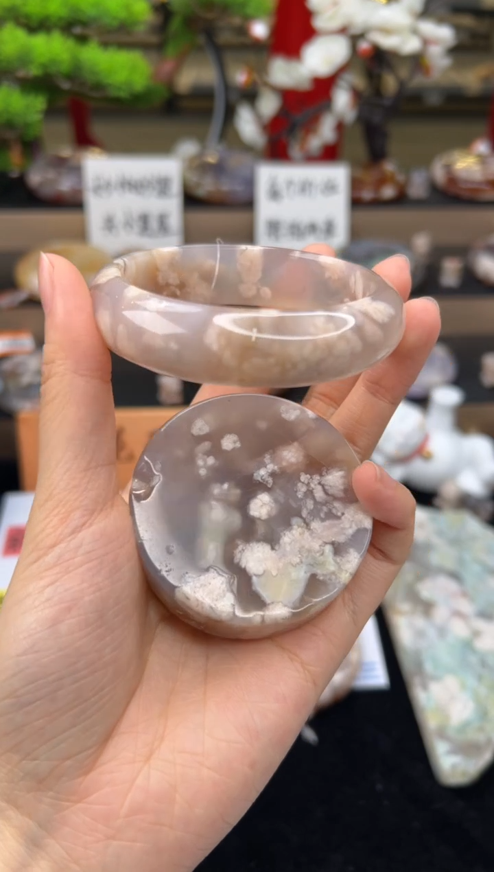 【闪购商品】石英质玉手镯未镶嵌56圈口（赠送镯心）13086