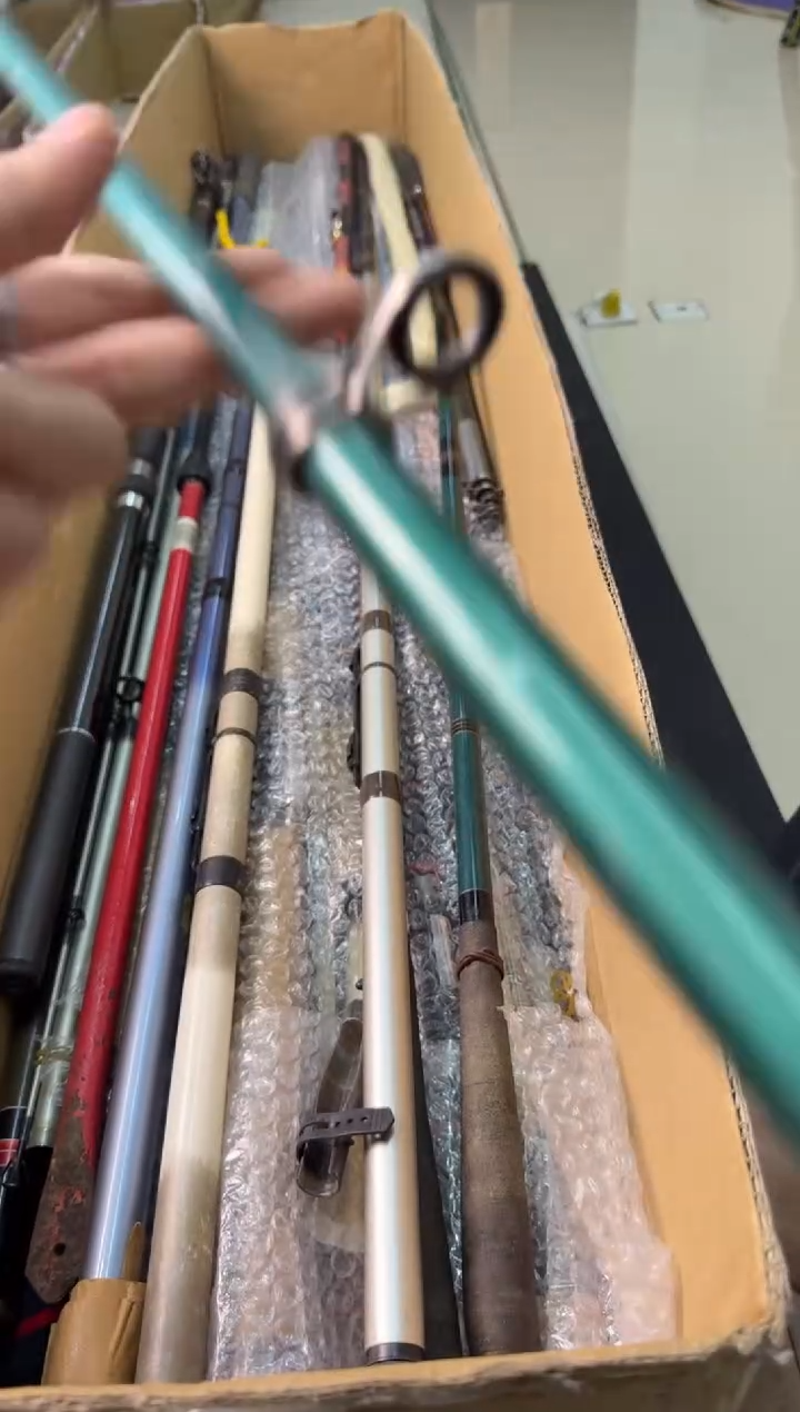 飞*_  孤品微瑕  以直播间为准