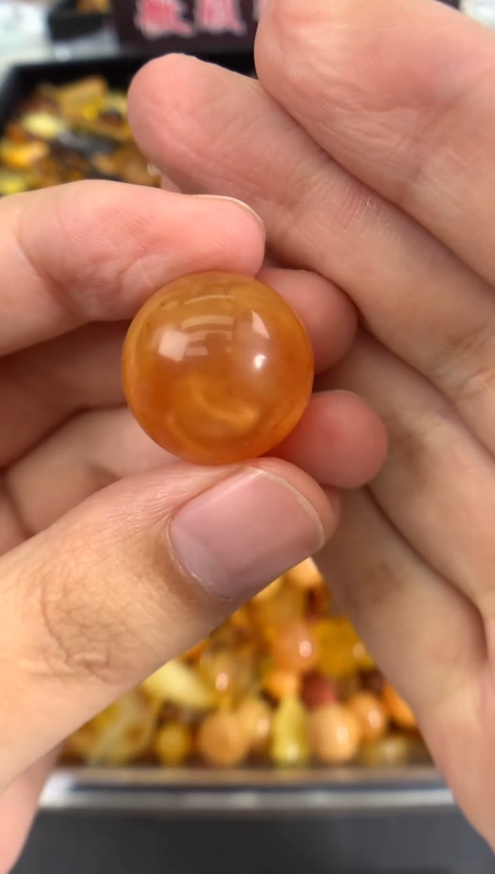 蜜蜡未镶嵌珠宝奇石1