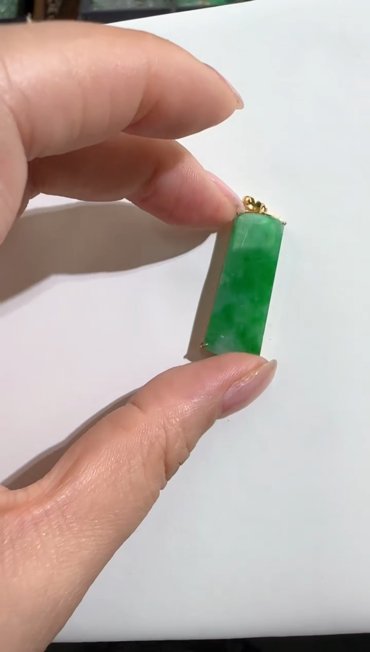 【闪购商品】翡翠颈饰18K金镶嵌025022479