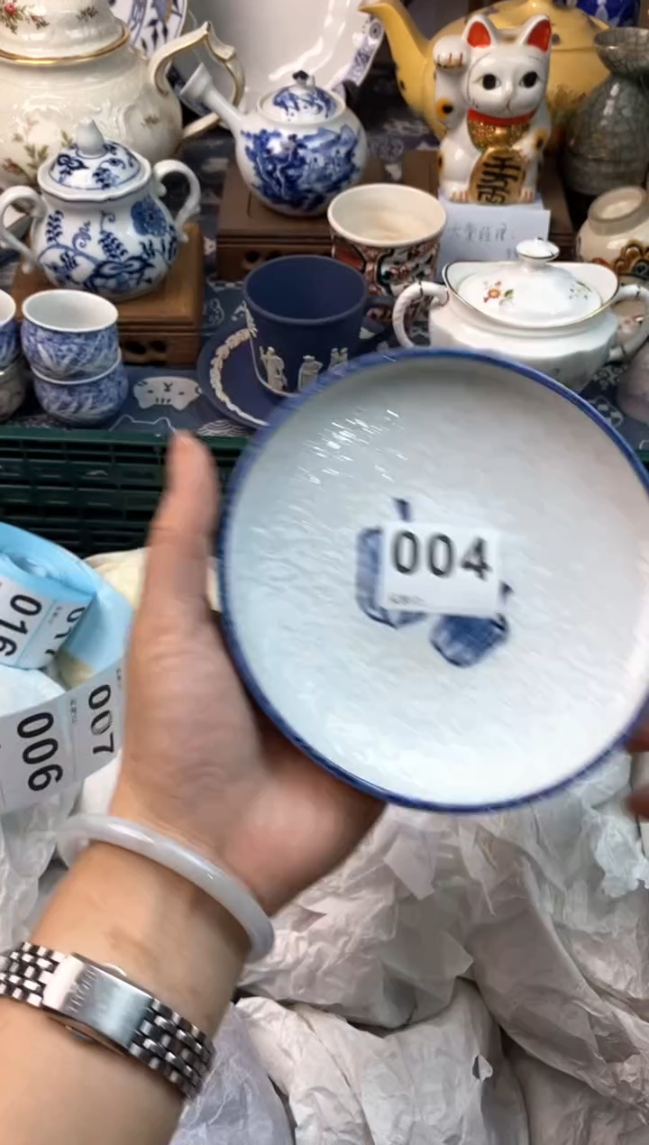 瓷片屹*[○･｀Д´･ ○][○･｀Д´･ ○]