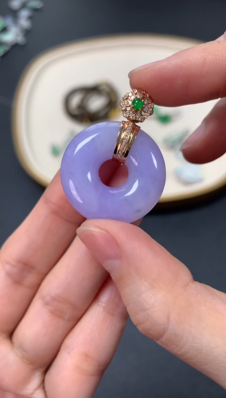 【闪购商品】翡翠吊坠(不含链)18K金镶嵌12800