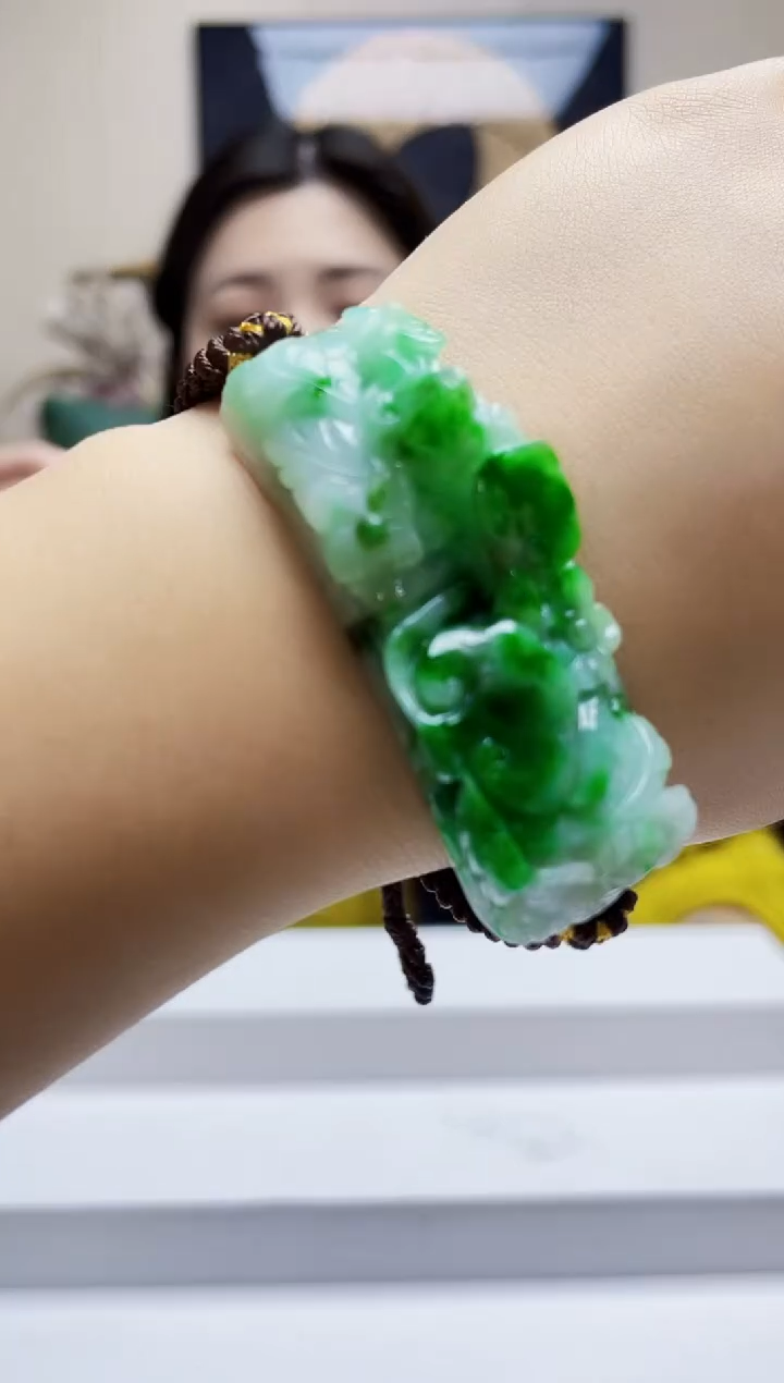 未镶嵌定制翡翠吊坠188