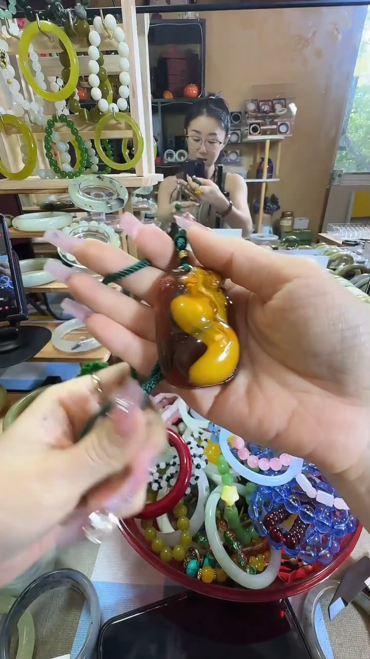 蛇纹石玉未镶嵌手镯19