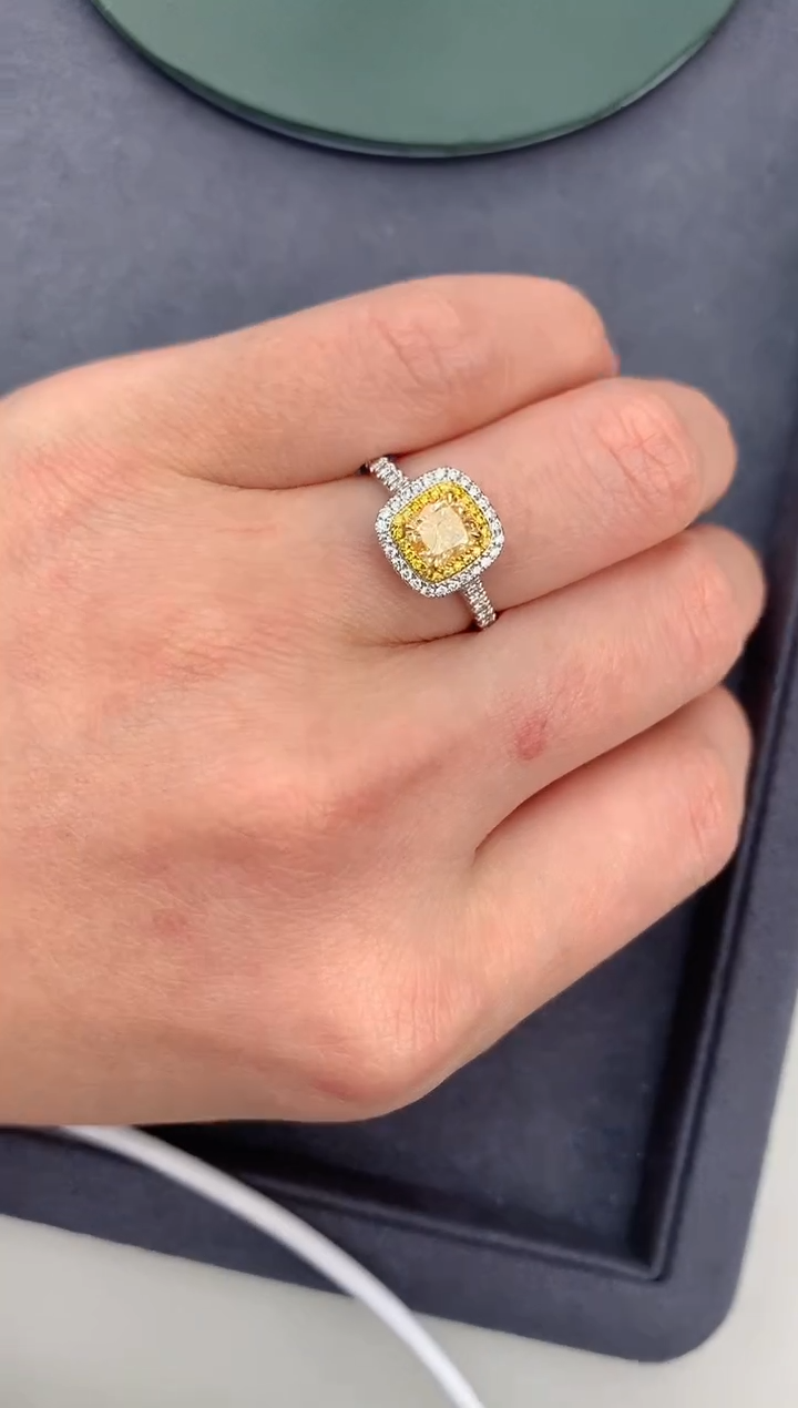 【闪购商品】钻石戒指/指环18K金镶嵌1ct黄钻戒指