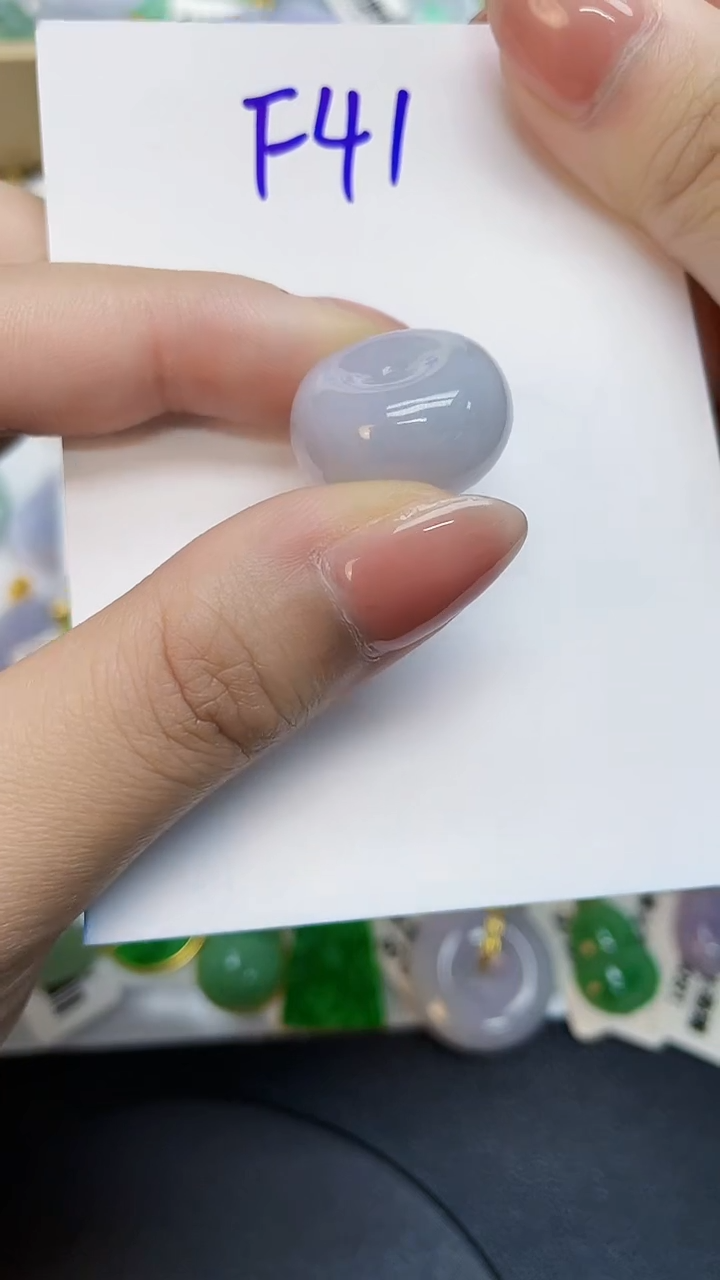 翡翠未镶嵌颈饰0000000000