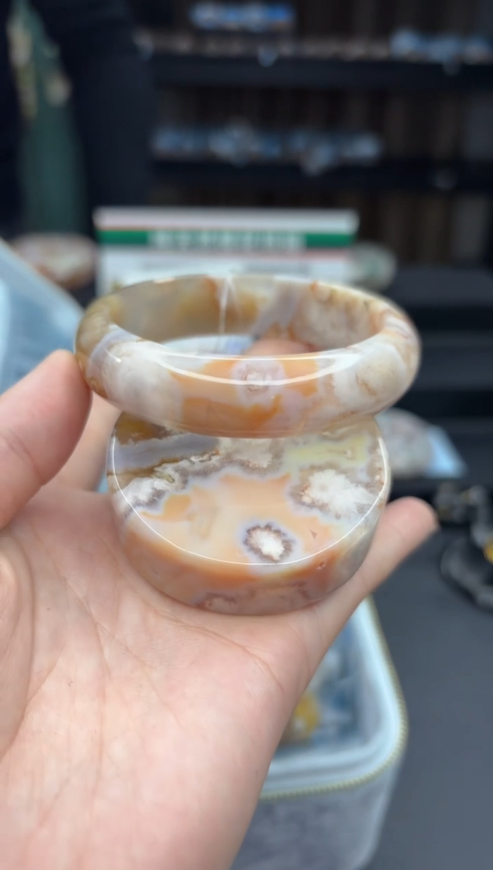 【闪购商品】石英质玉手镯未镶嵌855（60圈赠送镯心）
