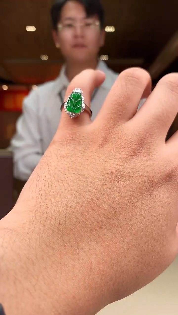 【闪购商品】翡翠戒指未镶嵌             *127