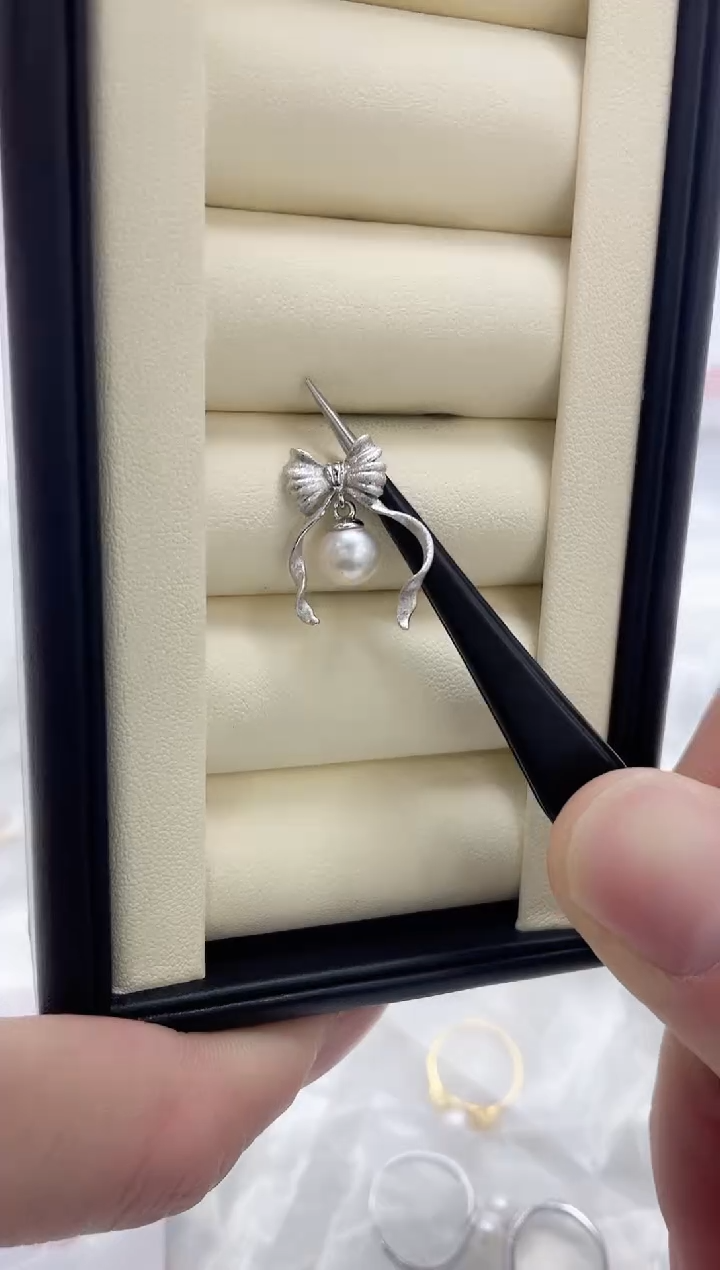 【闪购商品】海水珍珠吊坠(不含链)银S925镶嵌海水珍珠吊坠