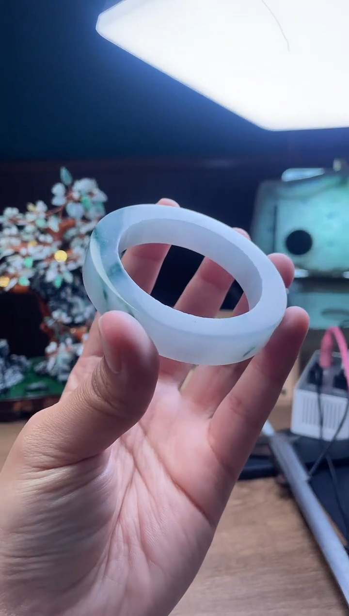 【闪购商品】定制翡翠手镯未镶嵌定制