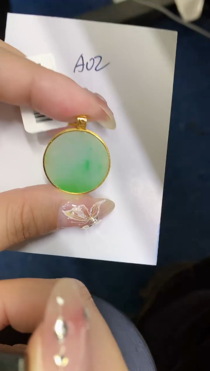 【闪购商品】翡翠颈饰18K金镶嵌0000000000