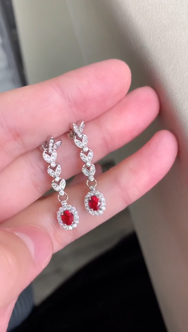 【闪购商品】蓝宝石耳饰银S925镶嵌耳饰