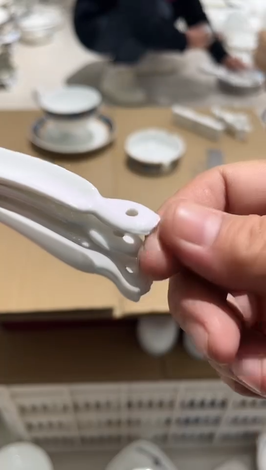 瓷6个小调羹隆达