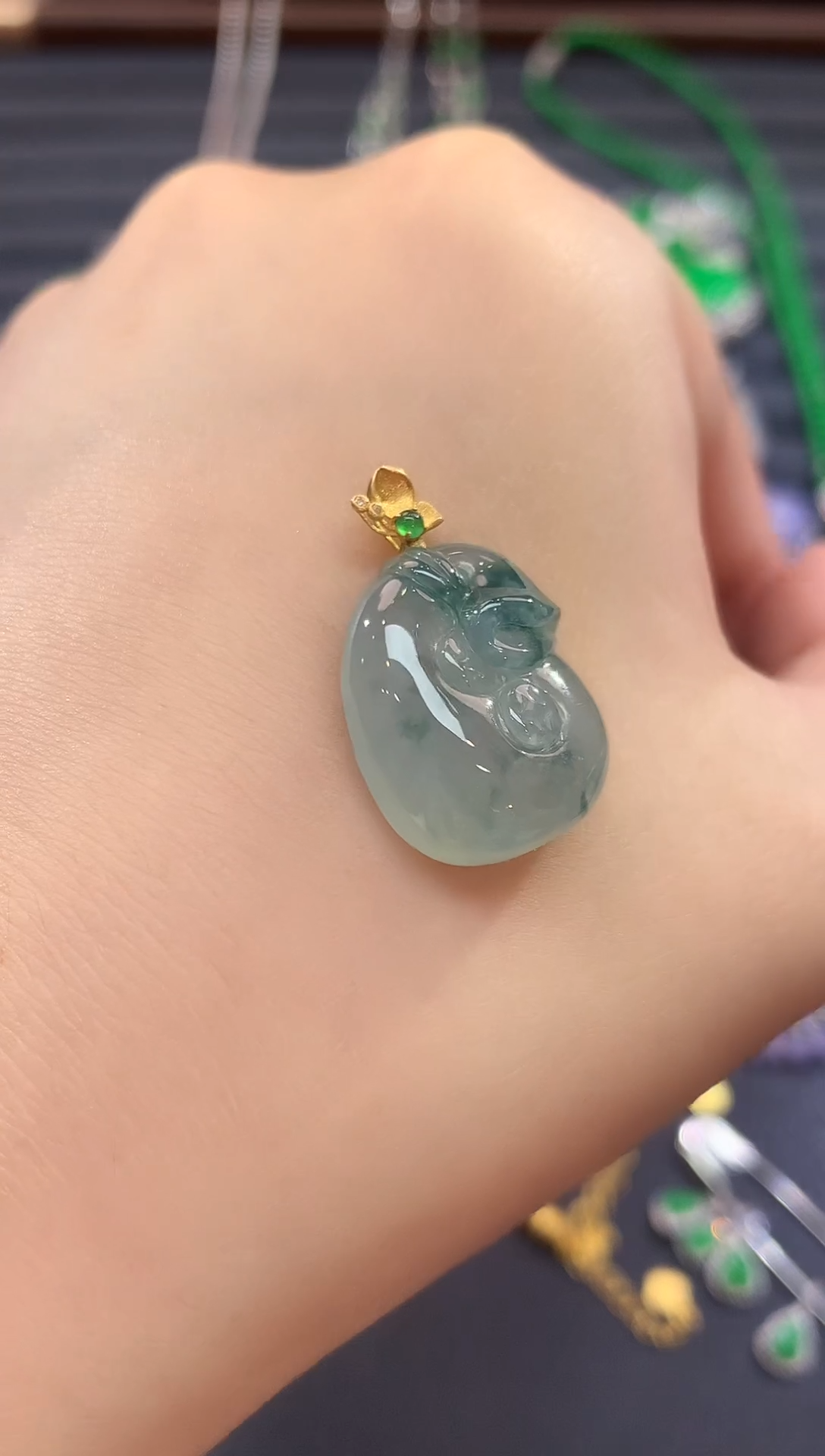 颈饰18K金镶嵌翡翠17-吊坠