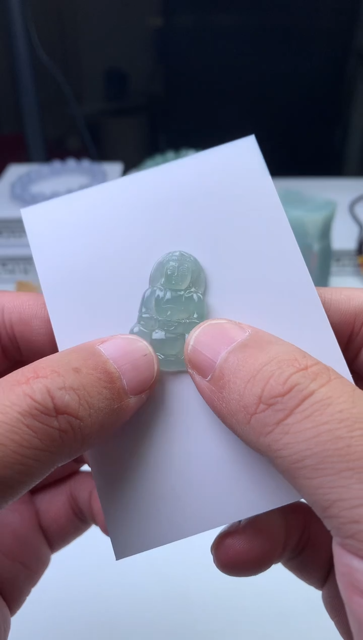 颈饰未镶嵌翡翠小**艺珠子