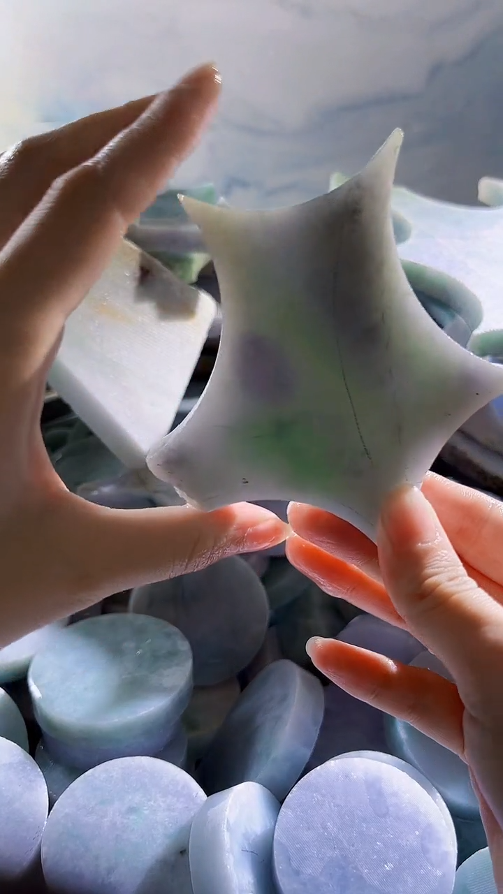 翡翠裸石缅甸翡翠A货俄438