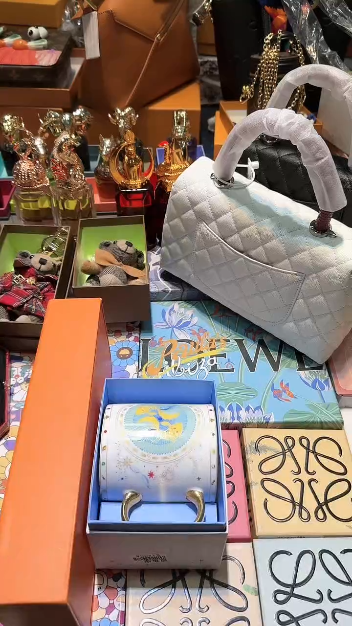 【闪购商品】瓷片换类目孤品单品一件不留am墨镜