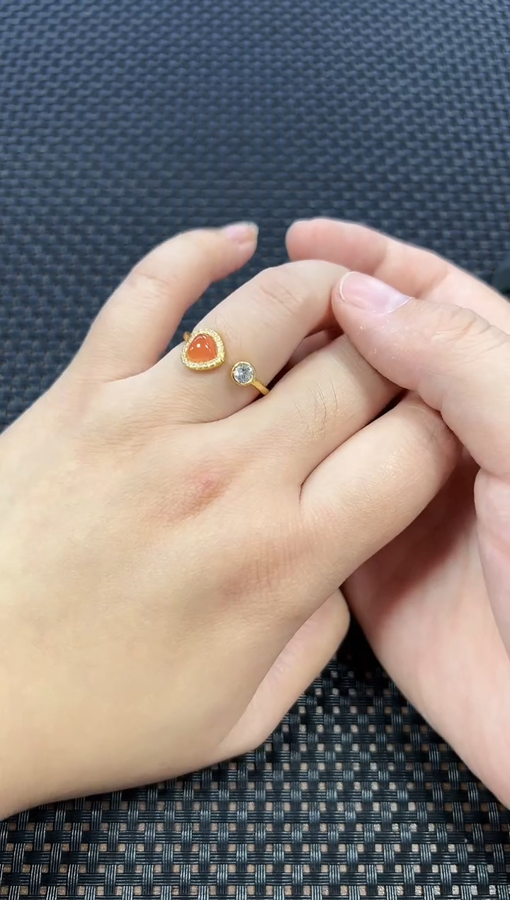 银S925镶嵌戒指南红玛瑙 （多样性发一件）0034