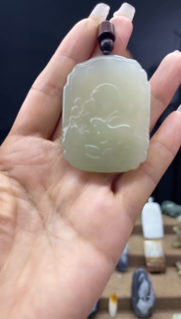 颈饰未镶嵌和田玉1